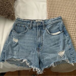 Abercrombie (Curve Love) Mom Short High Rise
